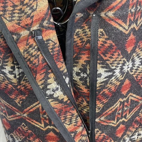 Pendleton Virgin Wool Sweater Vest Southwestern Leather Trim Full Zippered Front - Picture 6 of 12